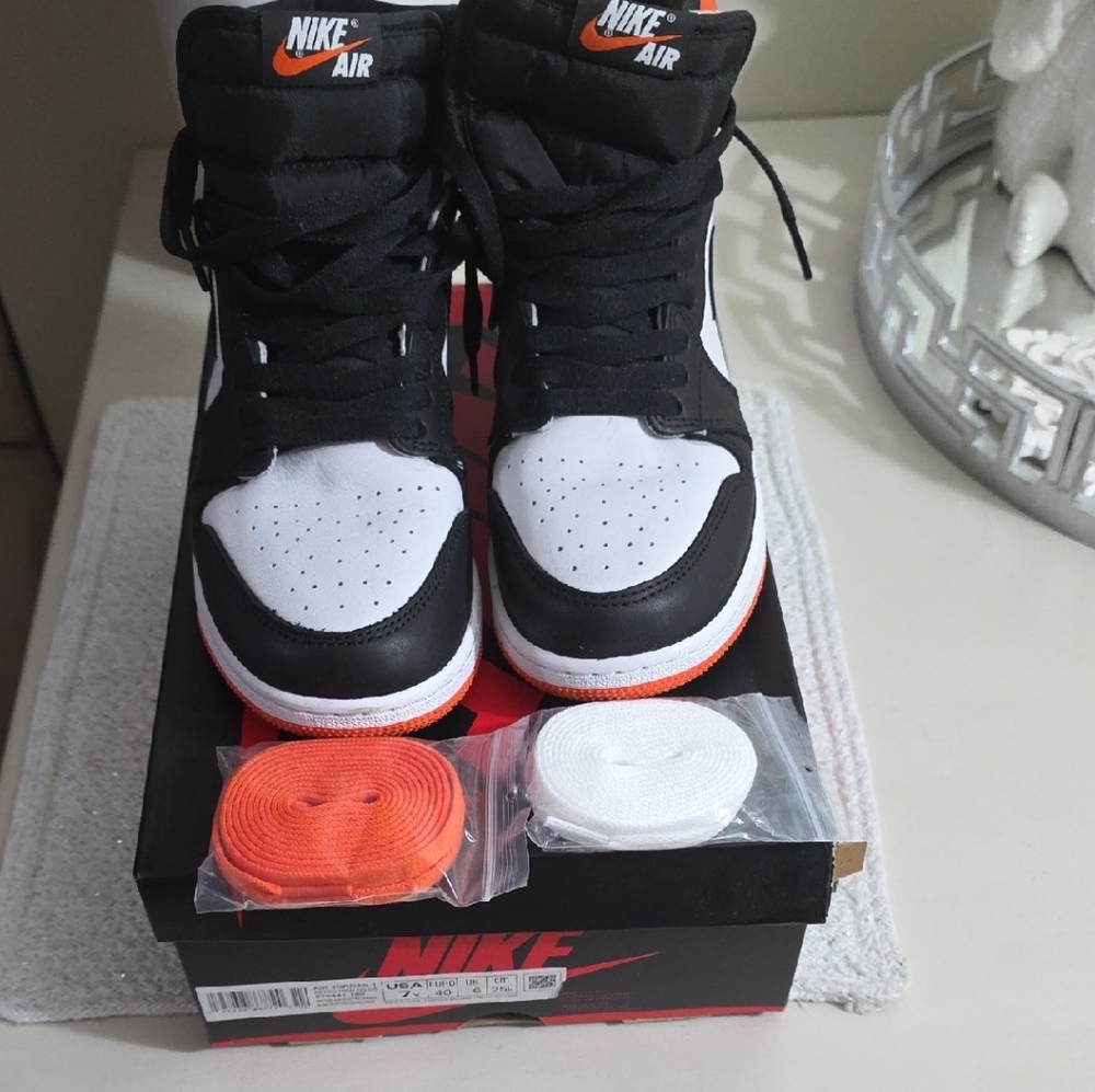 Nike Kids Black, White, and Orange Sneakers